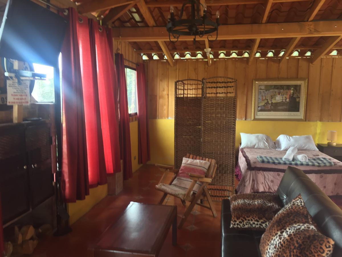Hotel Chalets Los Volcanes Fraijanes ภายนอก รูปภาพ